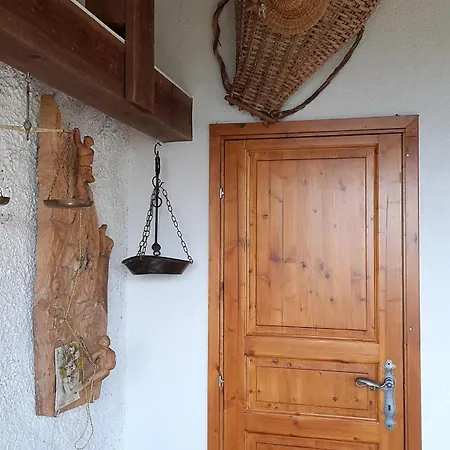 La Stazion Tatil Evi Paderno (Belluno)